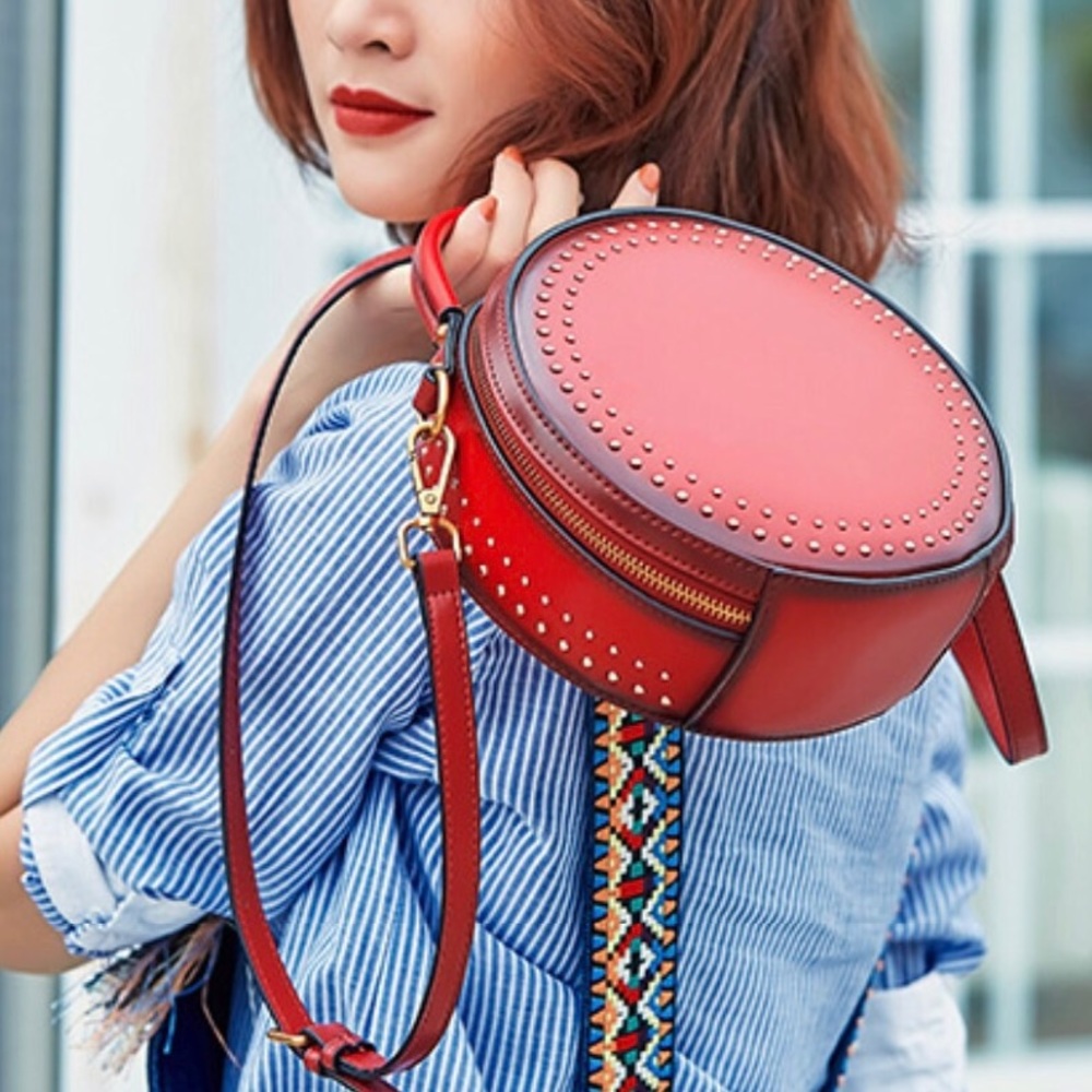 Small Round Luxury Leather Crossbody Bag - Picture 1 of 8